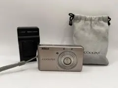 Nikon COOLPIX S520 コンパクトデジタルカメラ コンデジ 本体のサムネイル