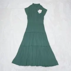 Rire fete 新品⸝⋆*　プリーツデザインティアードワンピース