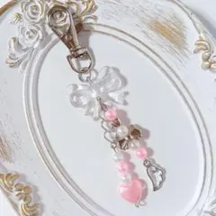 【No.98】ビーズキーホルダー チャーム 濃いめピンク 天使の羽