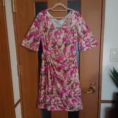 4/30着払い変更‼️ANELA*LUX花柄スタイルアップワンピース9号