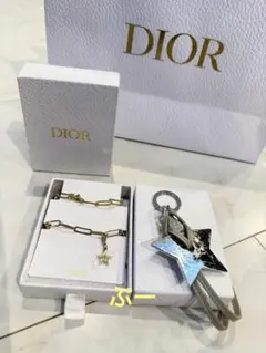 Dior 星形チャームセット　ノベルティ　新品未使用品です！