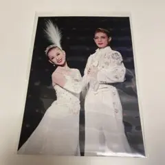 Item thumbnail for item 373b147a-e393-4813-bf10-2002c861473a