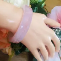 【特別価格】1点物小さめ天然無処理　高級品 ローズクォーツ　バングル　内径52