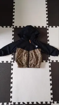 BREEZE フード付きヒョウ柄 ウインドブレーカー 90cm