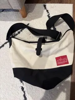 Item thumbnail for item 5fc3e4a2-399e-4310-ae00-4a26ef5b89ed