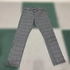 【サイズ140】白黒チェック柄長ズボン