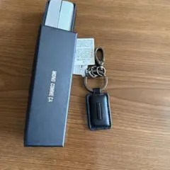 MONO COMME CA ブラックレザーキーホルダー