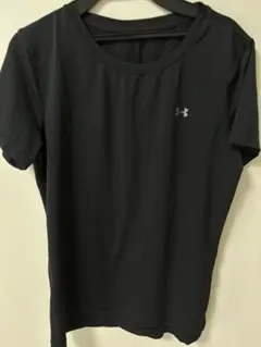 Under Armour 黒 Tシャツ　アンダーアーマー