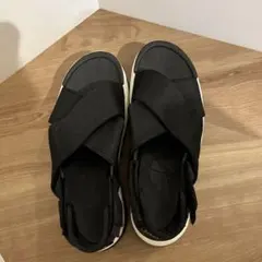 新品未使用品　SHAKA クロスストラップスポーツサンダル