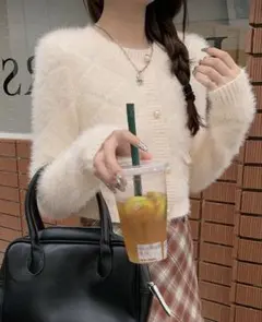 Item thumbnail for item 6ea25f00-db12-405c-af74-e3722d4696e1