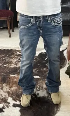 io着用 True Religion JOEY SUPER T 28×34のサムネイル