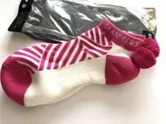 【新品】セントアンドリュース　ポンポン付きソックス　ピンクのサムネイル