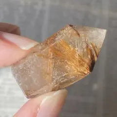国産鉱物 山梨県 平沢鉱山 天然水晶 トルマリン入り水晶 早い者勝ち929