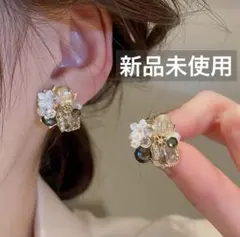 【新品未使用】フラワー ビジュー ピアス ゴールド パール 大ぶり 華やか