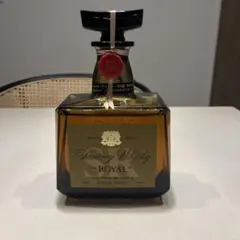 サントリー ウイスキー ROYAL ローヤル 特級 720ml