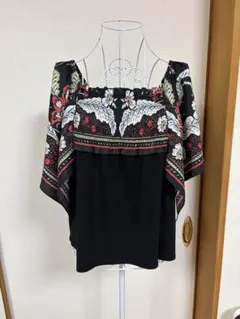 新品タグ付き グレースコンチネンタル エスニック刺繍チュニック