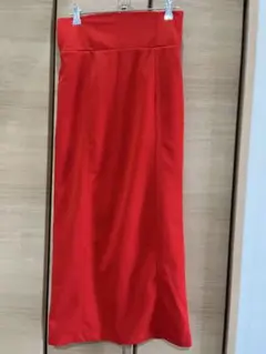 レッド ロングタイトスカート バックジップのサムネイル