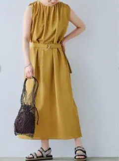 美品　グリーンレーベルリラクシング　ノースリーブ ワンピース　ロング　マスタード