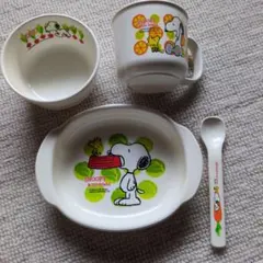 スヌーピー　ベビー食器セットのサムネイル