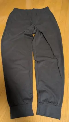 UNIQLO ウルトラストレッチアクティブジョガーパンツ サイズS　4本セット