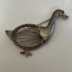 ヴィンテージ　不気味なアヒルブローチ