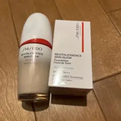 資生堂 SHISEIDO エッセンス スキングロウ ファンデーション　220