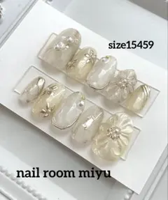 【現品】ぷっくりフラワーネイルチップ　成人式　振袖　結婚式　Xmas 韓国