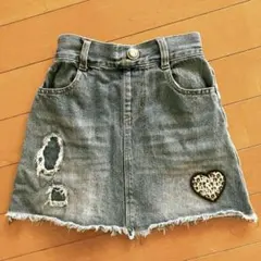 デニムスカート ダメージ加工 ハートパッチのサムネイル