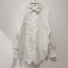 シャツ 白シャツ　長袖　Sサイズ ボタン付き　袖リブ　シンプル