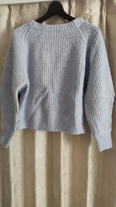 a.v. standard ライトブルー セーター