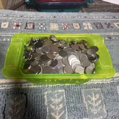 メダル約1000枚 ドル箱付き - メルカリ メダル約1000枚 ドル箱付き