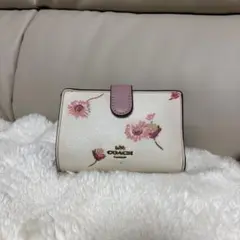 COACH 花柄 二つ折り財布 ホワイト/ピンク