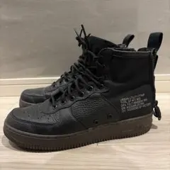 NIKE AIR FORCE 1 ブラック ミッドカット