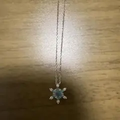 スタージュエリー　雪の結晶デザイン　ネックレス　ほぼ未使用品！