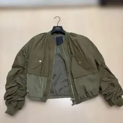 TATRAS オリーブグリーン ボンバージャケットのサムネイル