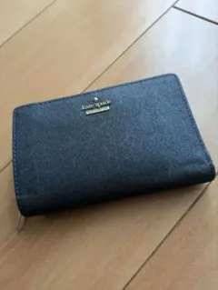 Kate Spade ネイビー系　ラメ　 二つ折り財布