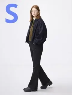 ブラック フレアパンツ　GU S スリムフレアジーンズ　新品