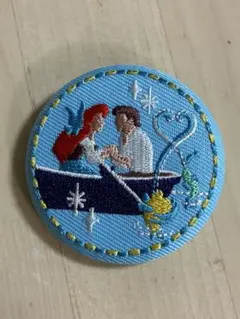 Disney Characters 刺繍缶バッジビスケット　ディズニー　アリエル