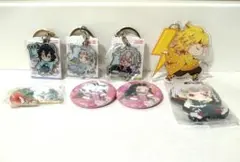 鬼滅の刃　キーホルダー　缶バッジ　セット