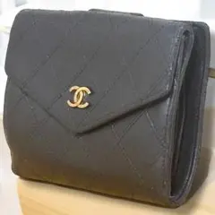 【即決御免】CHANEL ブラック 三つ折り財布 キャビアスキン ココマーク
