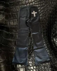 早い者勝ち‼️ CRYPTIC フレアパンツ ブラック スタッズ装飾 swag