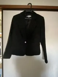 ジャケット スーツ（細ベルト付き）+おまけ付き