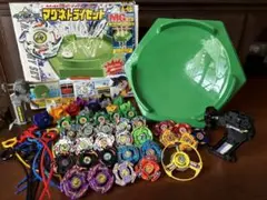 初代ベイブレード30個まとめ売り♪(スタジアム、レア☆ランチャー付き)