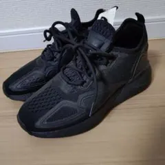 アディダス　 スニーカー 　22.5cm 　未使用品