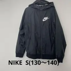 NIKEフード付パーカー　130〜140