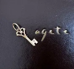 agete K10 ダイアモンド0.01ct鍵型チャーム