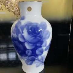 大倉陶園 OKURA 花瓶 ブルーローズ 金彩 花器 高さ約30センチのサムネイル