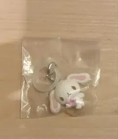 サンリオ ウィッシュミーメル キーホルダー　しろうさ