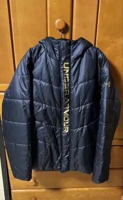 UNDER ARMOUR 中綿　ジャケット