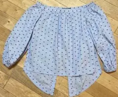 美品 BCBG maxazria オフショルダーブラウスのサムネイル